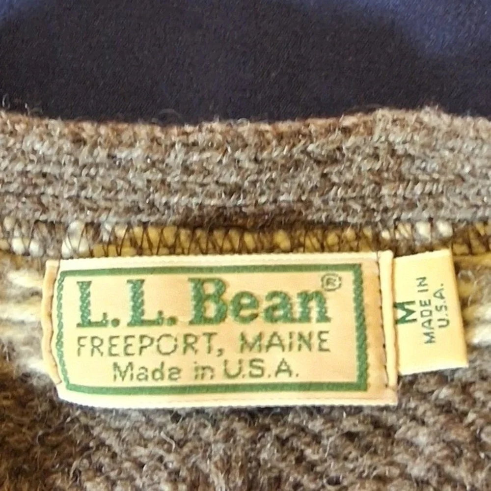 LL Bean Vintage Mens Brown Fair Isle 100% Wool Button Front Sweater Vest USA M